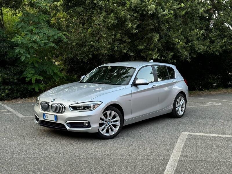 BMW Serie 1 5p. 116d 5p. Urban  del 2015 usata a Ameglia